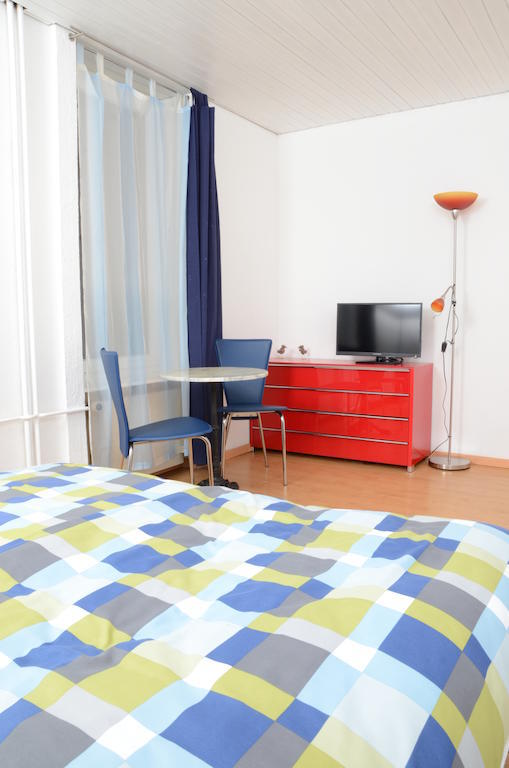 Guesthouse Casa Esperanza Basel Basileia Quarto foto